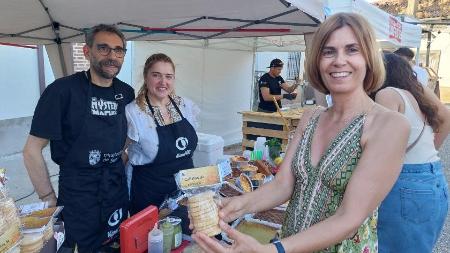 Imagen La ruta ‘Amor a primera birra’ con Alimentos de Segovia alcanza su ecuador en Rapariegos con una jornada repleta de sabor, artesanía y tradición