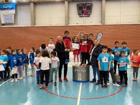 Imagen El Deporte Divertido de la Diputación reparte 3.825 euros en vales de material deportivo entre treinta y seis equipos de categorías...